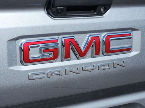New 2026 GMC Canyon Elevation w/ Convenience Package image 12