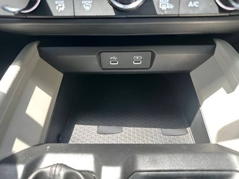 Used 2023 Honda Accord EX image 24