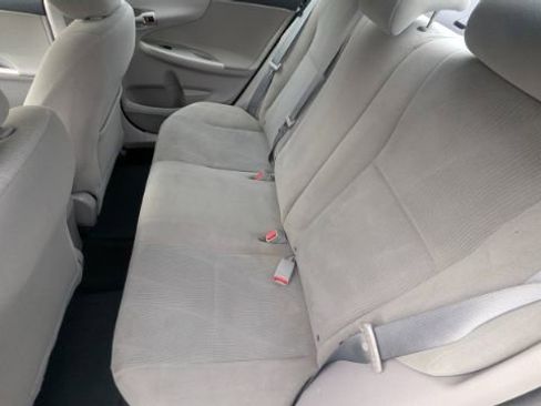 Used 2012 Toyota Corolla LE image 18