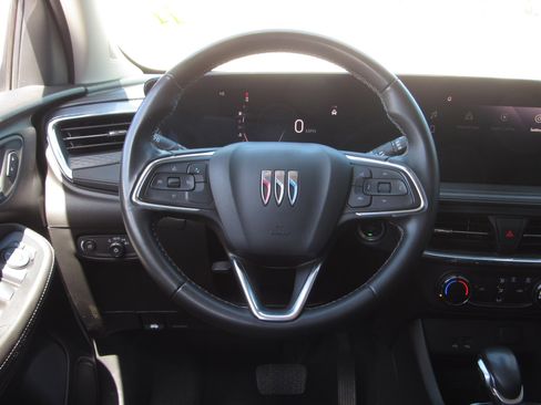Used 2024 Buick Encore GX Preferred FWD image 22