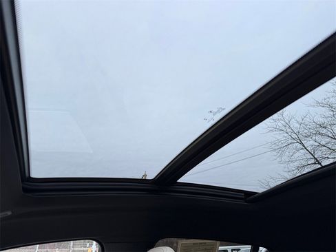 Certified 2025 BMW X6 M60i image 34