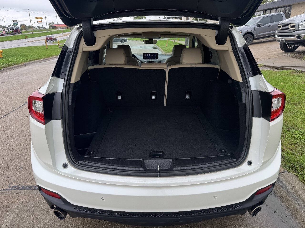 Used 2019 Acura RDX w/ Technology Package AWD/4WD image 10
