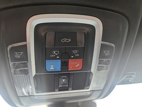 Used 2025 RAM 1500 Big Horn image 39