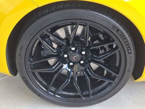 Used 2025 Chevrolet Corvette Z06 RWD image 8