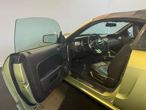 Used 2006 Ford Mustang GT image 8