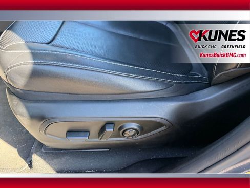 Used 2024 Jeep Grand Cherokee L Limited w/ Luxury Tech Group II AWD/4WD image 18