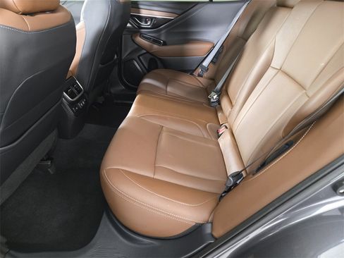 Certified 2022 Subaru Outback Touring XT w/ Popular Package #2 image 17