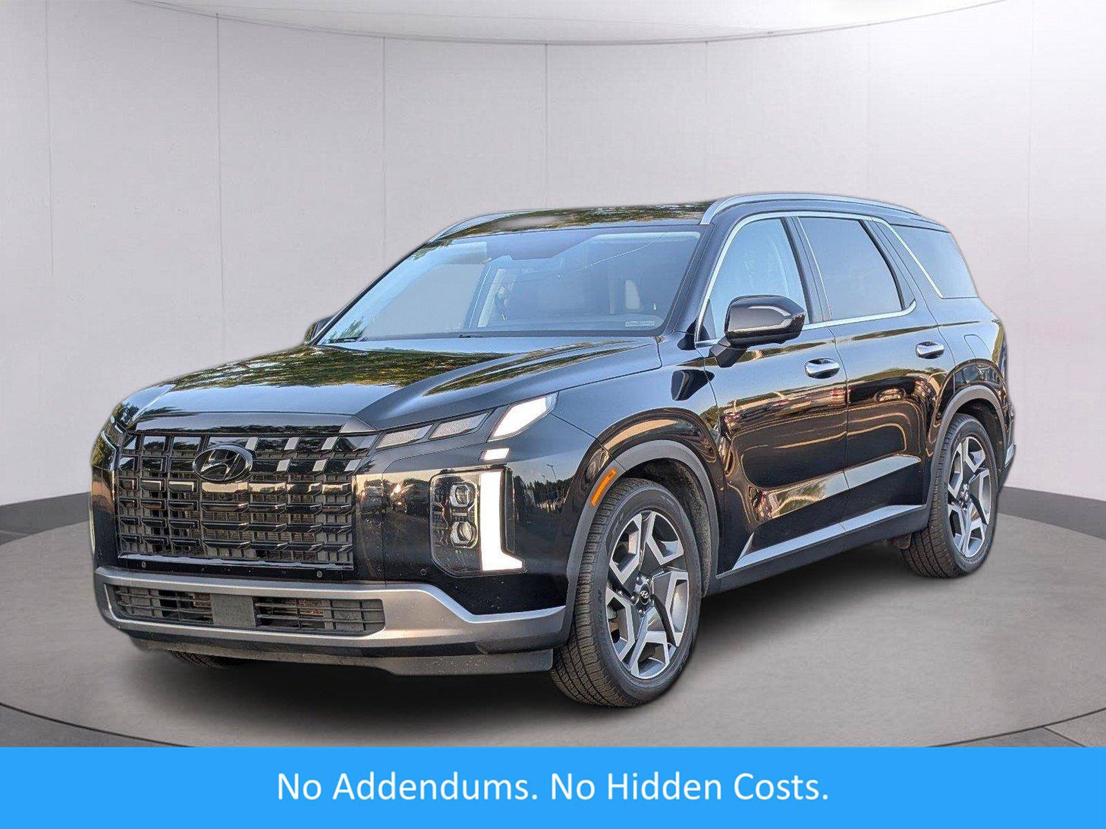 Used 2023 Hyundai Palisade Limited FWD image 1