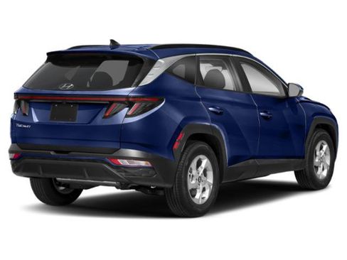 Used 2022 Hyundai Tucson SEL w/ Convenience + Premium Package AWD/4WD image 2