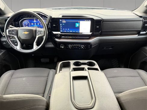 Used 2022 Chevrolet Silverado 1500 LT image 12