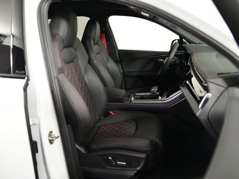 New 2026 Audi SQ7 Prestige image 15