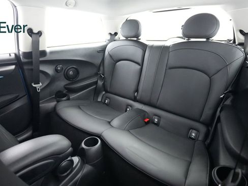 Used 2024 MINI Cooper SE image 5