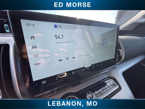 Used 2025 Ford Expedition Active AWD/4WD image 13