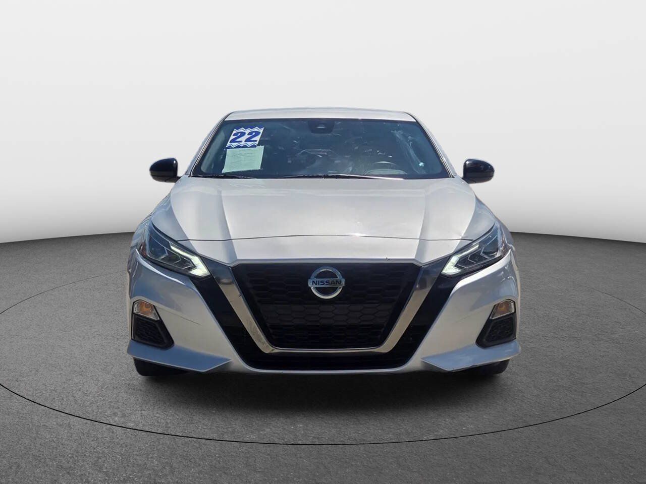 Used 2022 Nissan Altima 2.5 SR FWD image 3