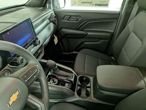 New 2026 Chevrolet Colorado W/T w/ WT Custom Package AWD/4WD image 23