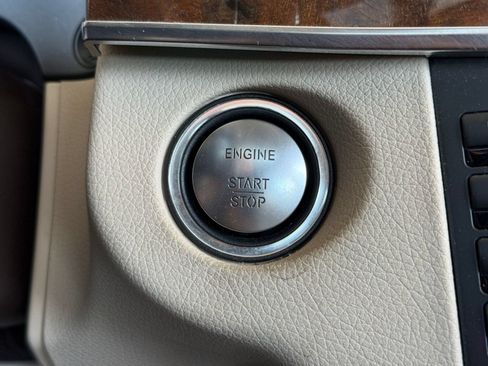 Used 2014 Mercedes-Benz E 350 Sedan image 18