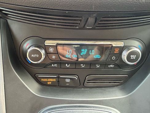 Used 2015 Ford Escape SE w/ Leather Comfort Package AWD/4WD image 28