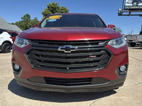 Used 2020 Chevrolet Traverse RS FWD image 2