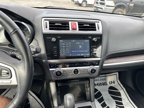 Used 2015 Subaru Outback 3.6R Limited image 24