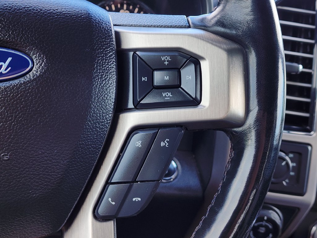 Used 2018 Ford F150 Platinum w/ Equipment Group 701A Luxury AWD/4WD image 32