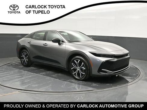 Used 2026 Toyota Crown XLE image 5