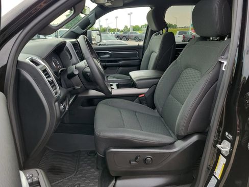 Used 2025 RAM 1500 Big Horn AWD/4WD image 17