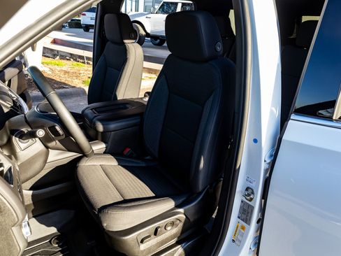 Used 2023 GMC Yukon SLE w/ Max Trailering Package image 29