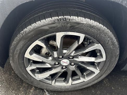 Certified 2023 GMC Terrain SLT image 31