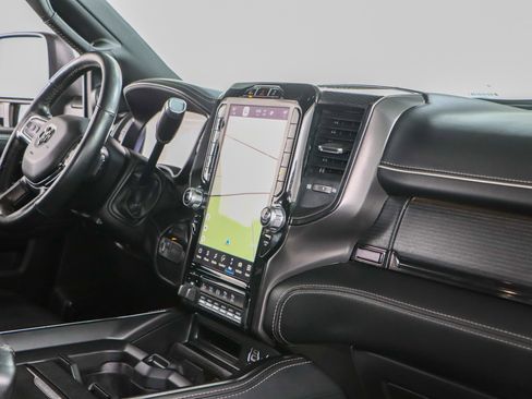 Used 2023 RAM 2500 Limited image 28