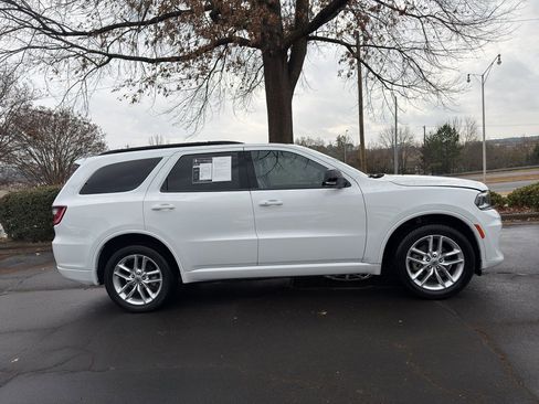Used 2024 Dodge Durango GT image 8