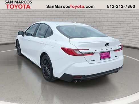 New 2026 Toyota Camry SE image 7