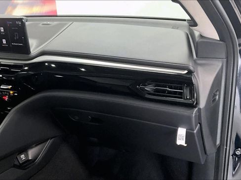 Used 2025 Acura MDX SH-AWD w/ Technology Package image 20