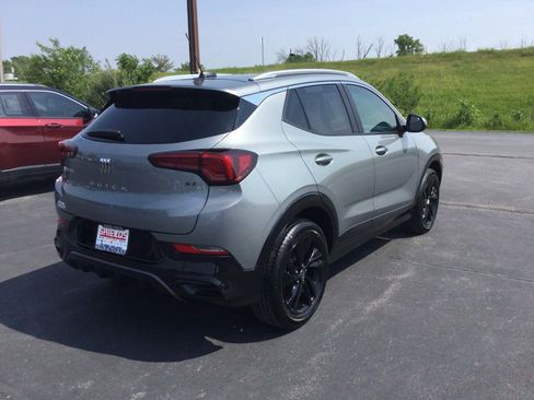 Used 2024 Buick Encore GX Sport Touring AWD/4WD image 7
