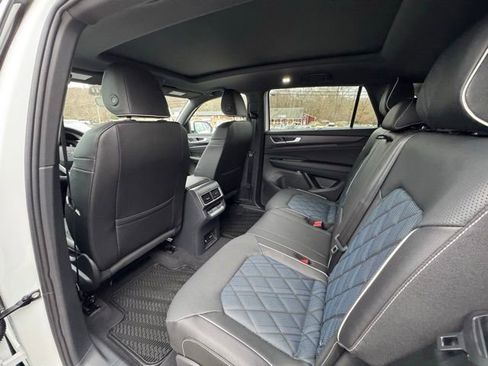 New 2026 Volkswagen Atlas Cross Sport SEL Premium R-Line AWD/4WD image 10