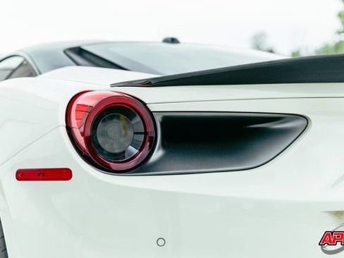 Used 2018 Ferrari 488 GTB RWD image 80