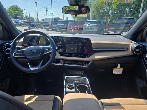 New 2026 Chevrolet Equinox ACTIV image 18