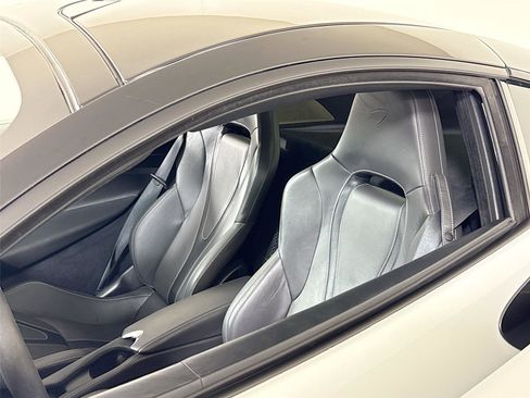 Used 2018 McLaren 720S Performance image 14