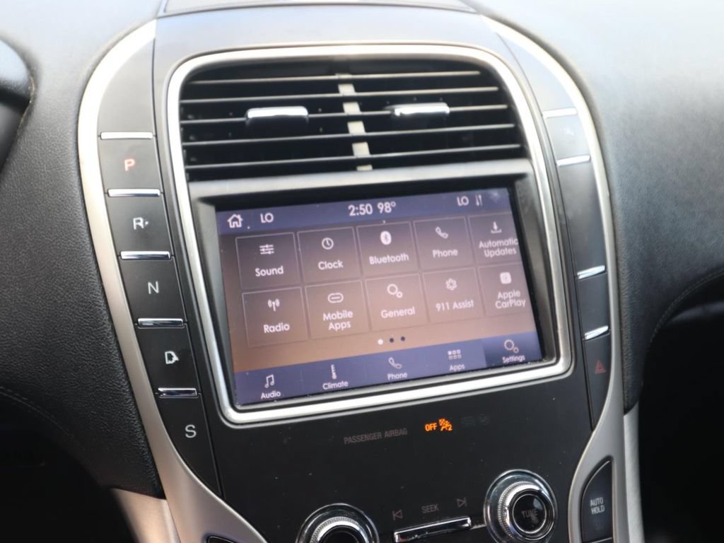 Used 2020 Lincoln Nautilus FWD image 20