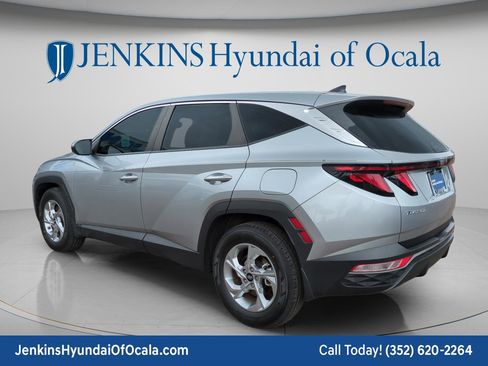 Certified 2024 Hyundai Tucson SE FWD image 5