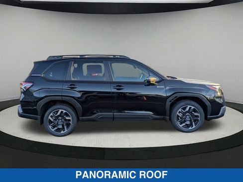 Certified 2025 Subaru Forester Premium image 2