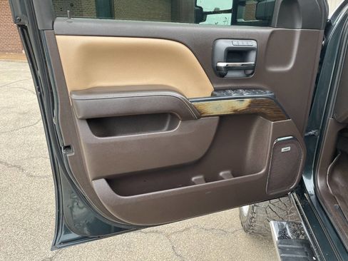 Used 2018 GMC Sierra 2500 Denali w/ Duramax Plus Package image 21