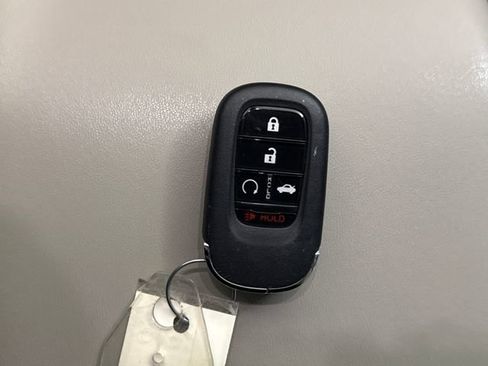 Used 2025 Honda Accord SE image 40