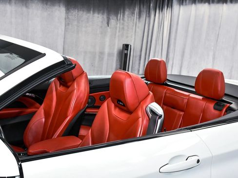 Used 2019 BMW M4 Convertible w/ Competition Package RWD image 75