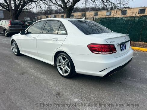Used 2014 Mercedes-Benz E 350 Sedan image 13