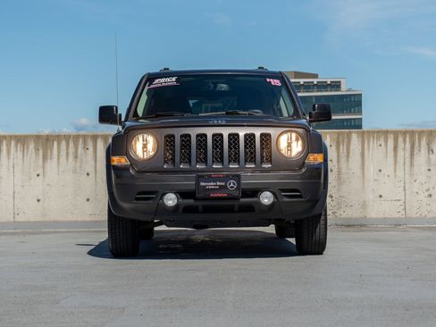 Used 2015 Jeep Patriot Sport w/ Power Value Group AWD/4WD image 2