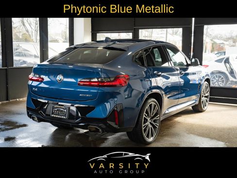 Used 2023 BMW X4 xDrive30i w/ M Sport Package AWD/4WD image 3