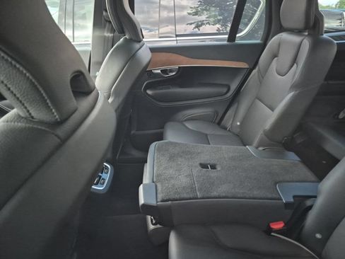 Used 2024 Volvo XC90 B5 Plus AWD/4WD image 6