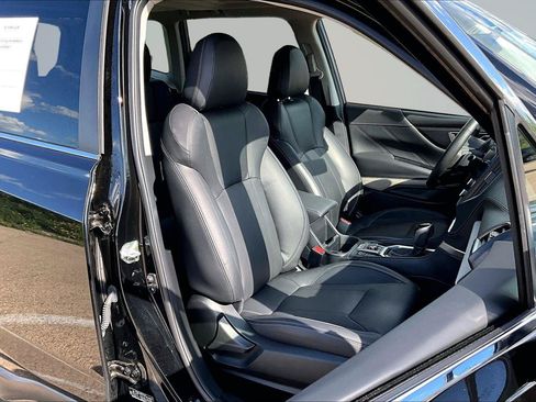 Used 2023 Subaru Forester Limited AWD/4WD image 8