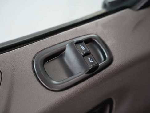 Used 2021 Ford Transit 250 Medium Roof image 29