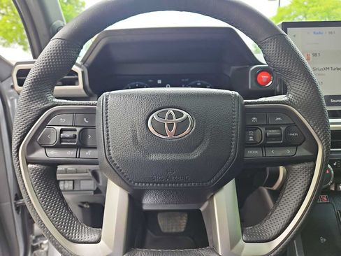 Used 2024 Toyota Tacoma TRD Off-Road w/ TRD Off Road Upgrade Package AWD/4WD image 21